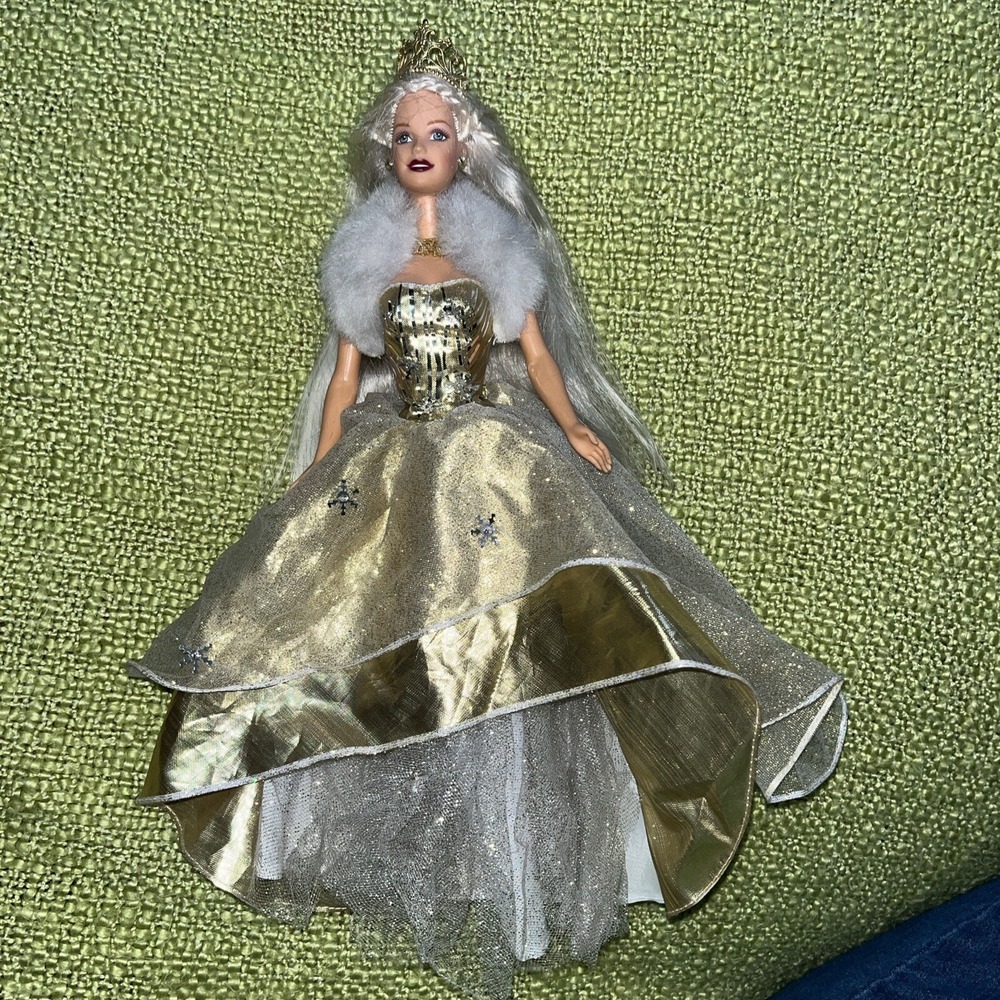 Celebration 2000 New Year Barbie Doll Beautiful Gown And Doll